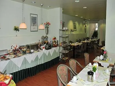 Trip Inn Hotel Messe Westend Frankfurt am Main 4*,  Alemanha