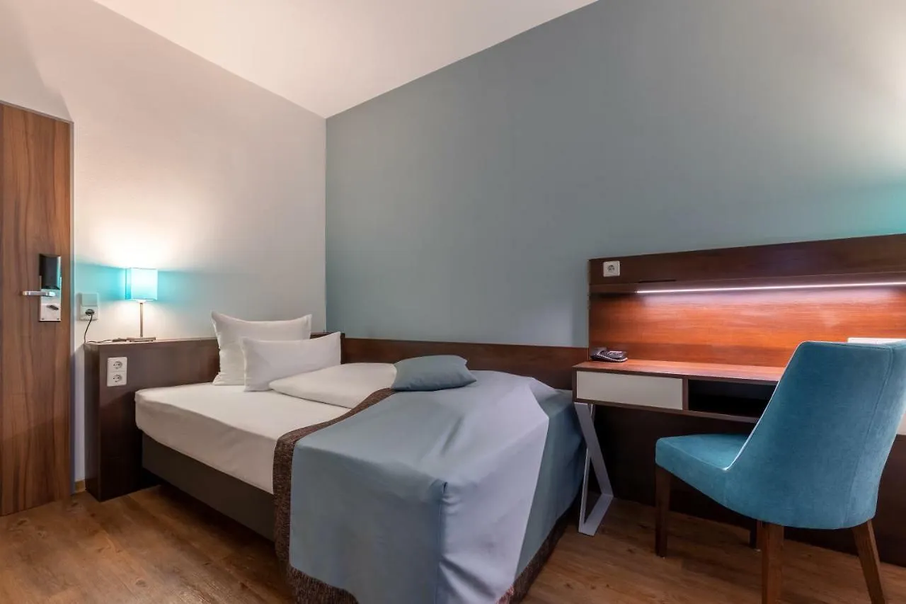 Trip Inn Hotel Messe Westend Frankfurt am Main 4*,